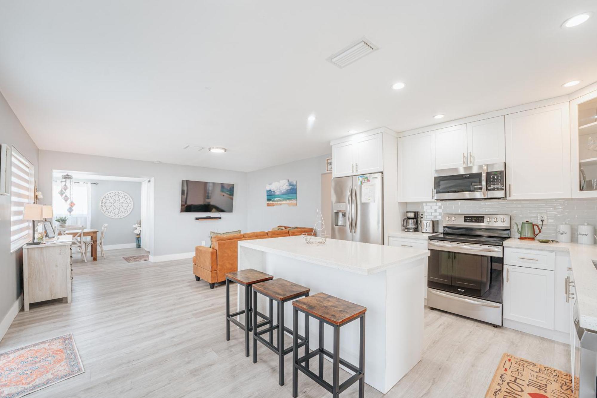 Home With A Pool Close To Beach And Fll Airport Pool Heated October- March フォート・ローダーデール エクステリア 写真